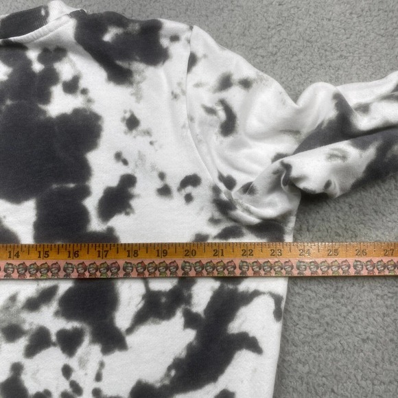 Def Leppard Sweatshirt Womens XL Music Band Tie Dye Boxy Cozy - Picture 8 of 11